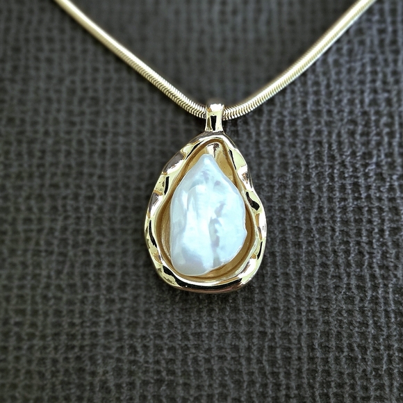 House🏠 of Harlow Baroque Pearl Necklace - NWT - Picture 5 of 16